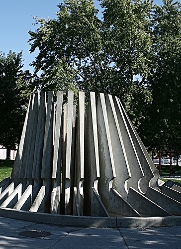 McGillivray Fountain